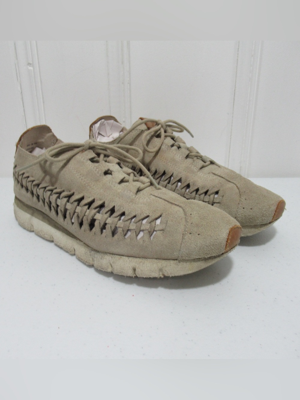 OTBT Nebula Leather Sneakers in
Bone Size 8